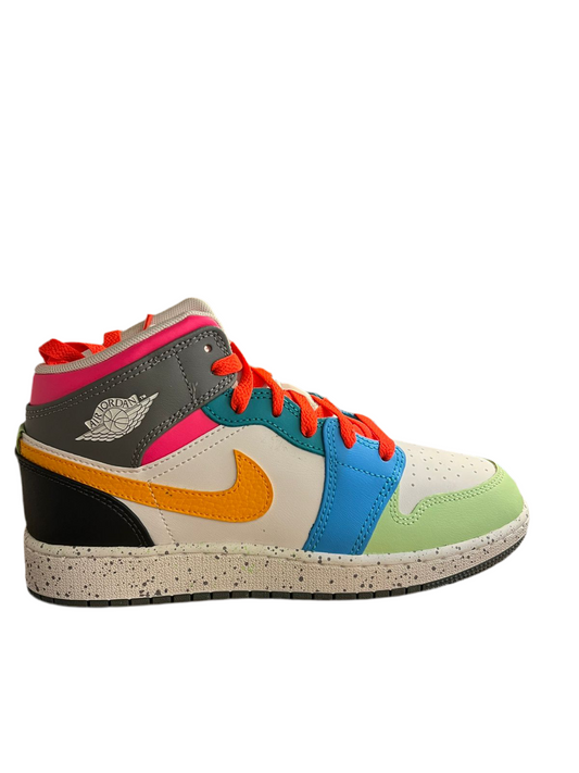 Air Jordan 1 Mid multicolor.