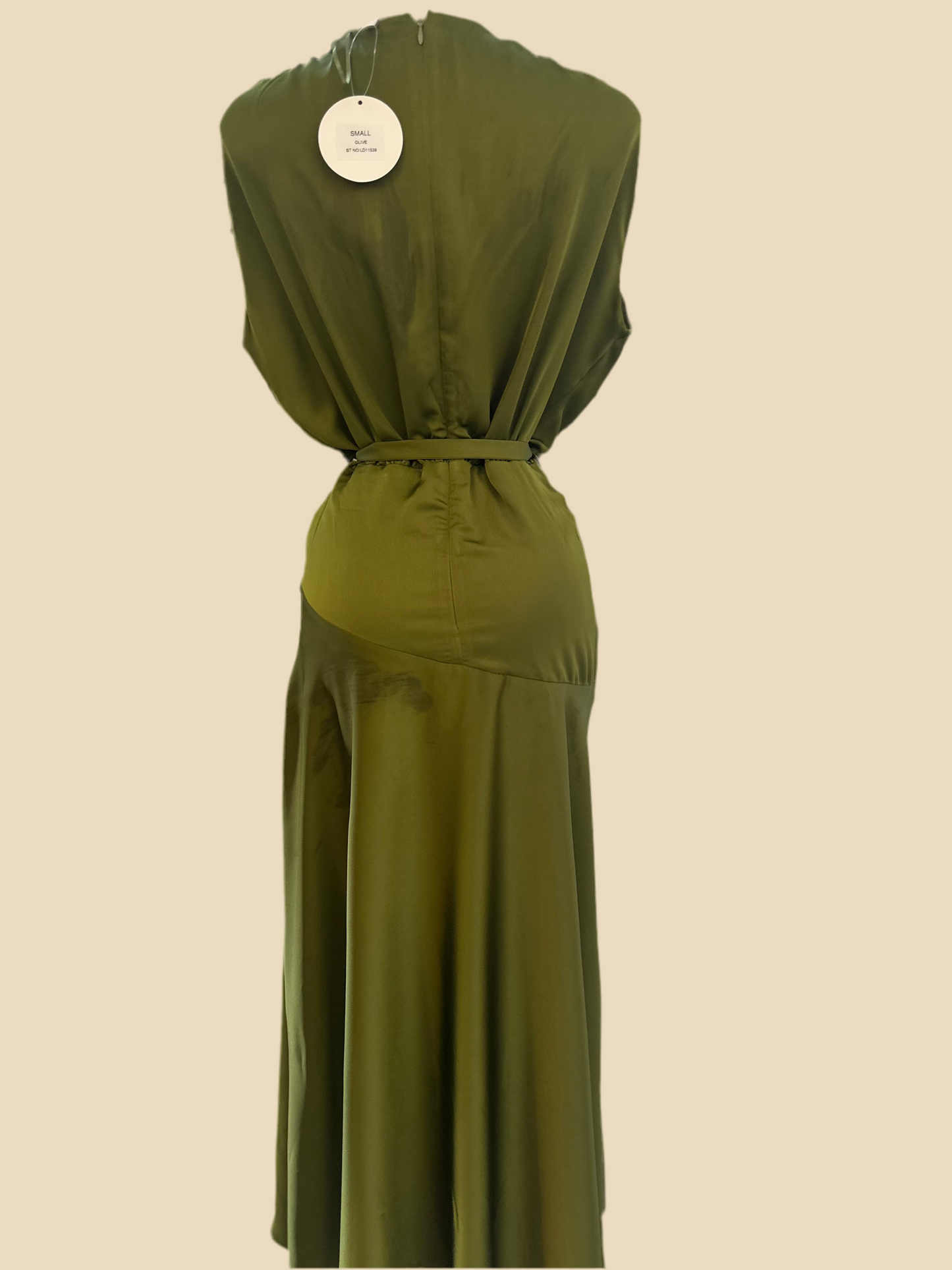 Vestido verde olivo satinado