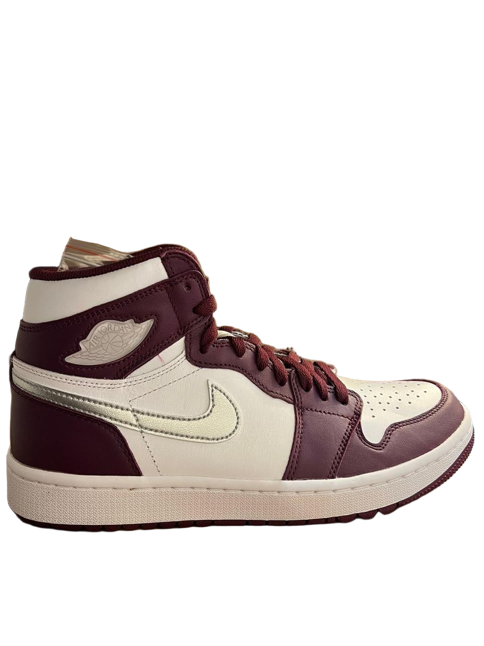 Tenis jordan 1 mid Blanco-Tinto